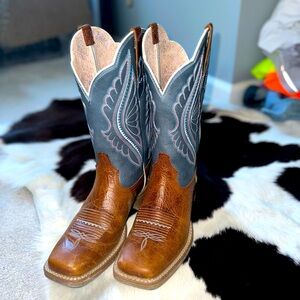 7.5 Women’s Ariat Boots